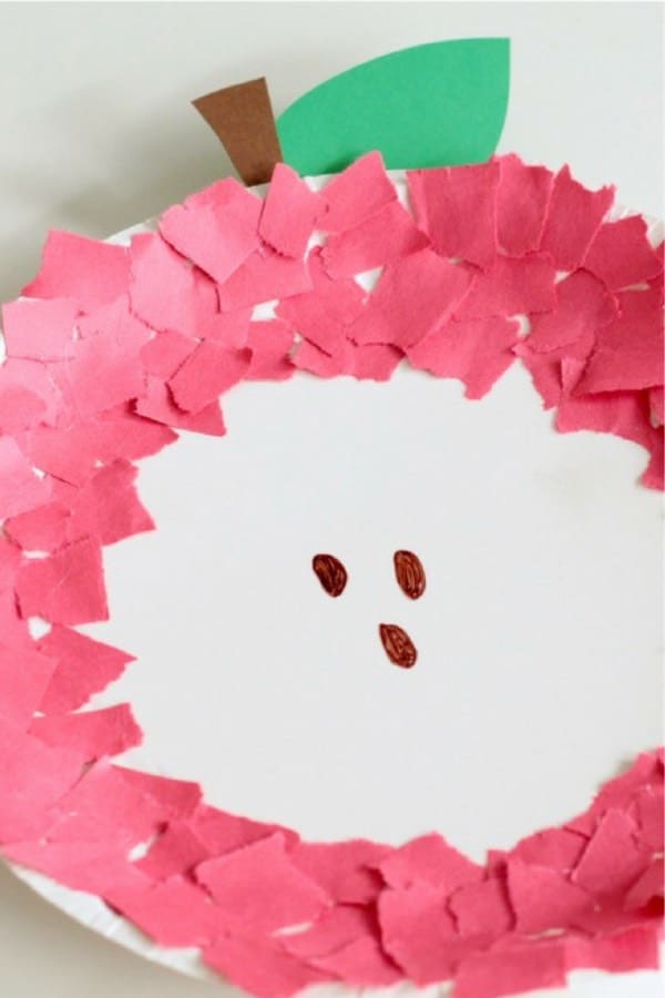 super easy paper plate apple craft project