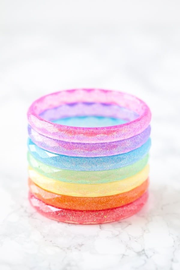 how to make resin bracelets at home