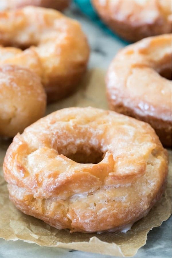 recipe tutorial for sour cream doughnuts