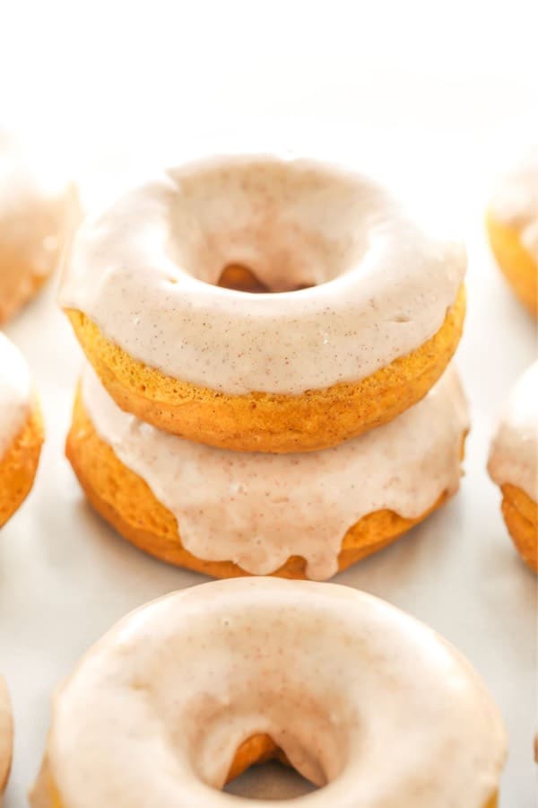 pumpkin spice recipe tutorial for doughnuts