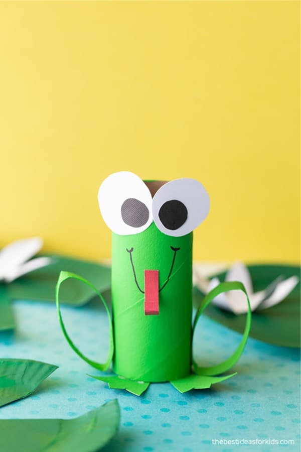 frog craft for kids made with paper toilet roll
