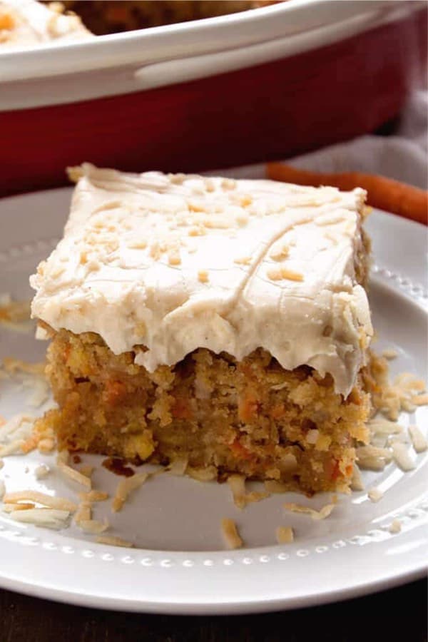 carrot cake recipe with poke filling