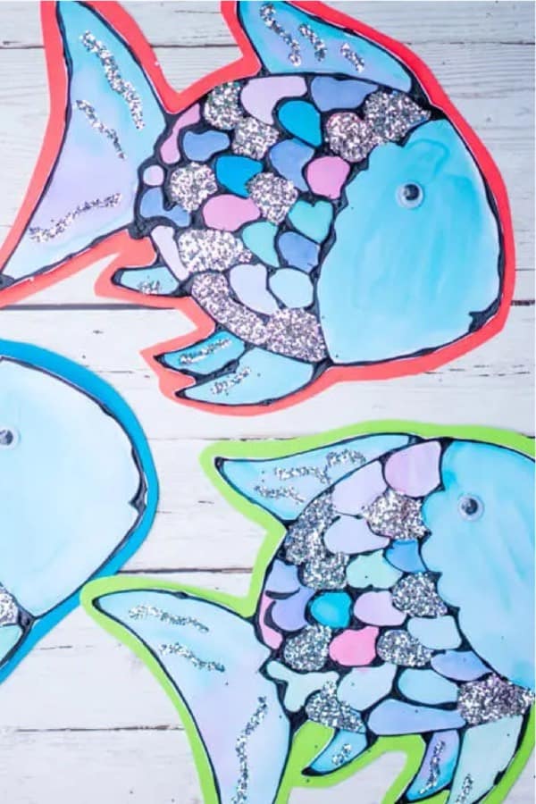 craft idea with ocean rainbow fish for kids