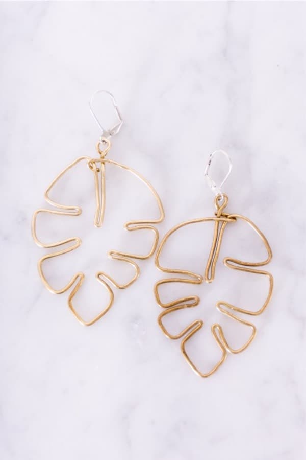 how to make your own monstera brass earrings