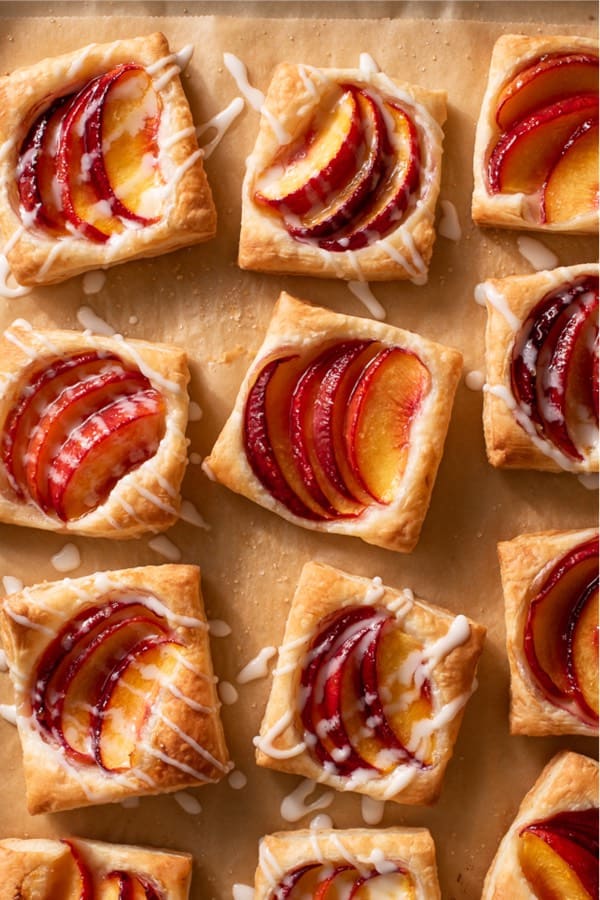 dessert puff pastry recipe tutorial with peaches
