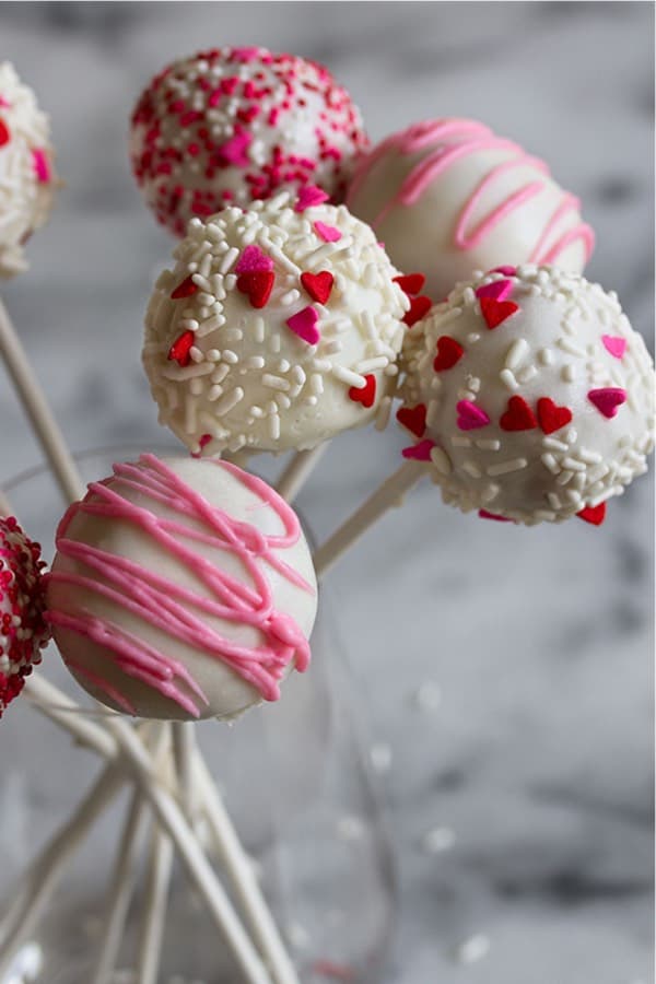 simple cake pop dessert