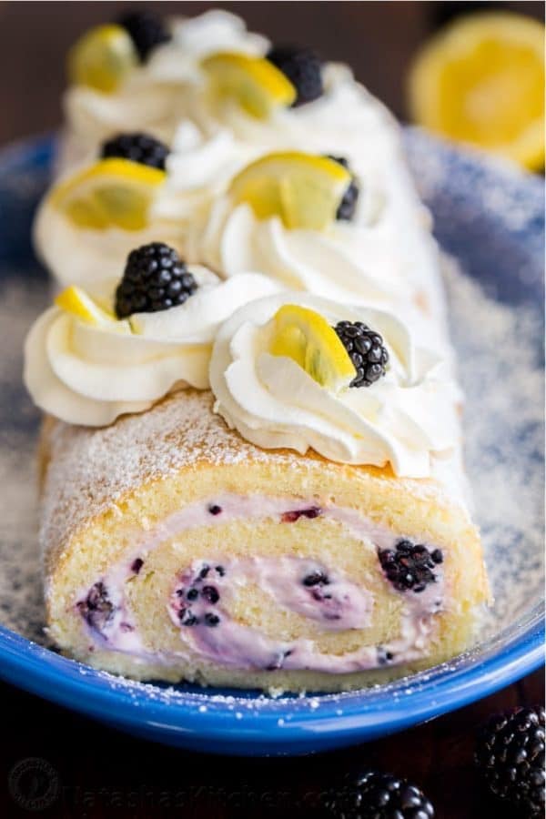 dessert cake roll recipe with blackberry and lemon