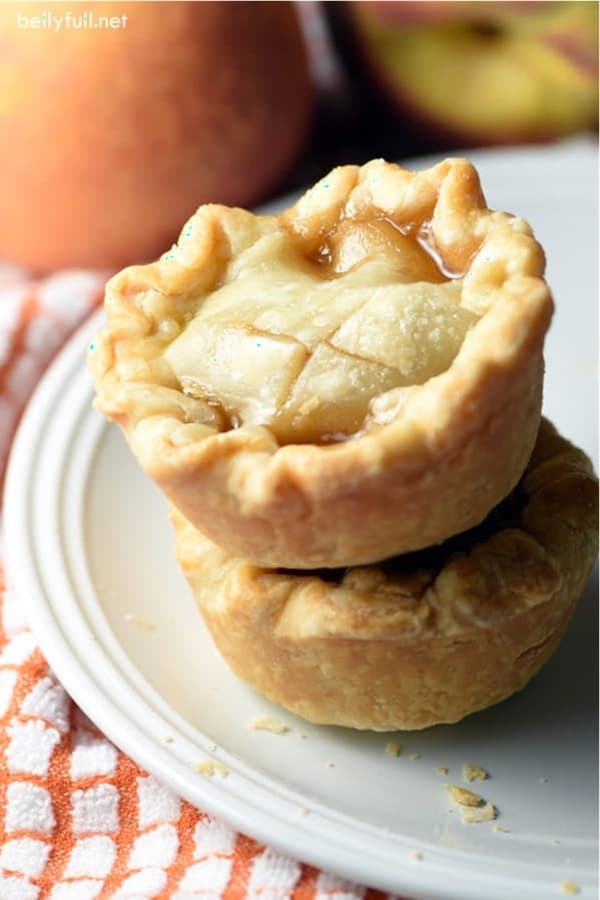 mini peach pie recipe to make with muffin tin
