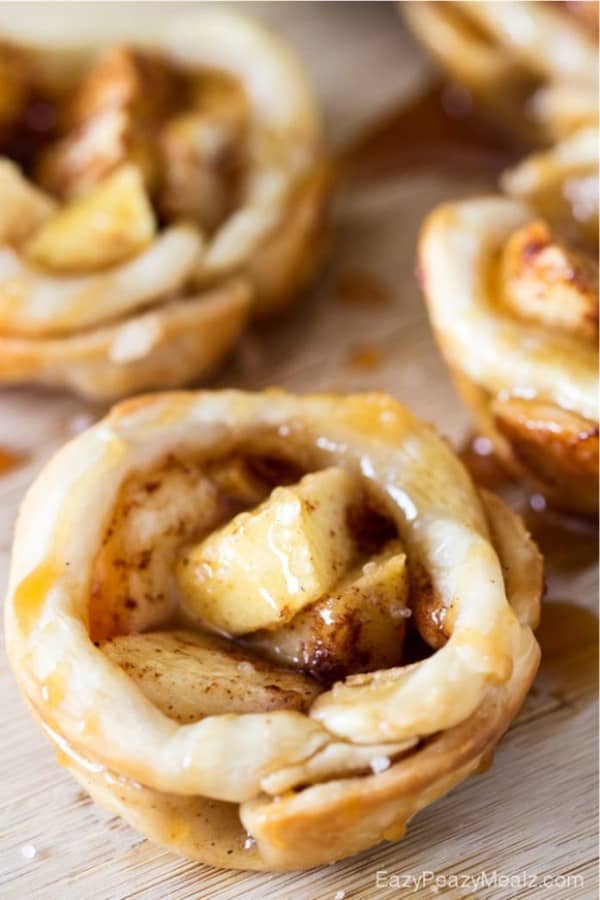 how to make muffin pan apple pies