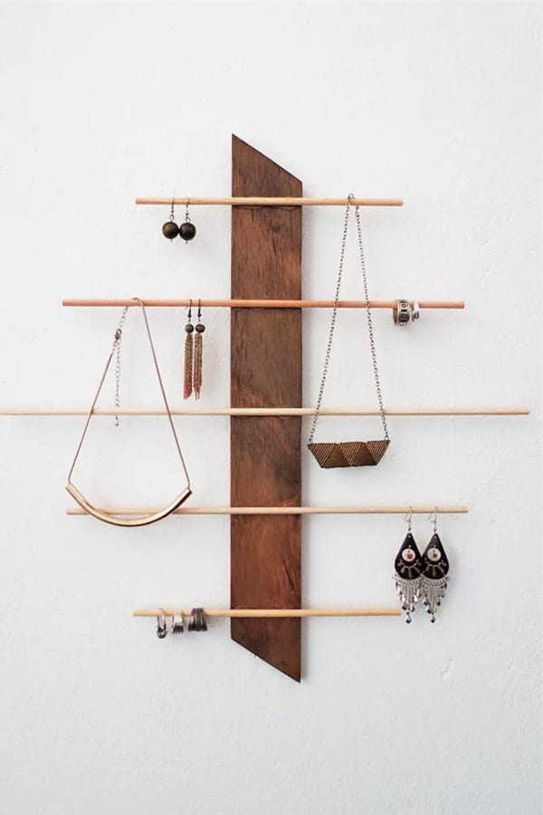 easy to make at home necklace organizer