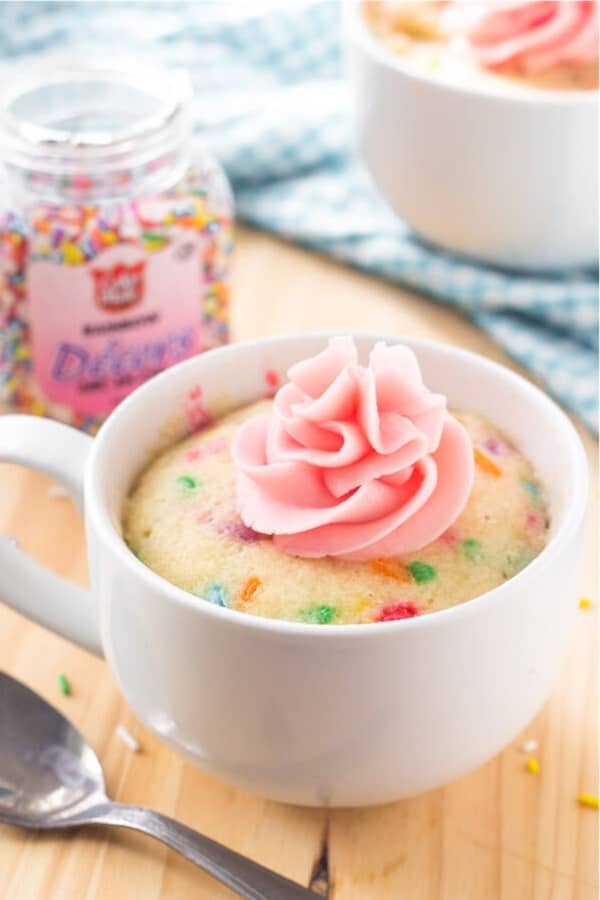 mini cake recipe tutorial in mug