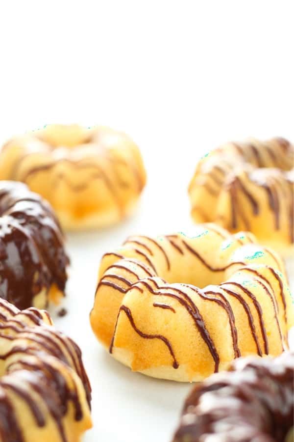 easy to make mini bundt cake tutorial