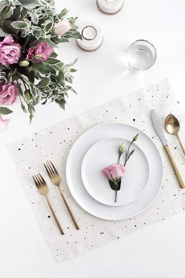 simple craft tutorial for speckled placemats