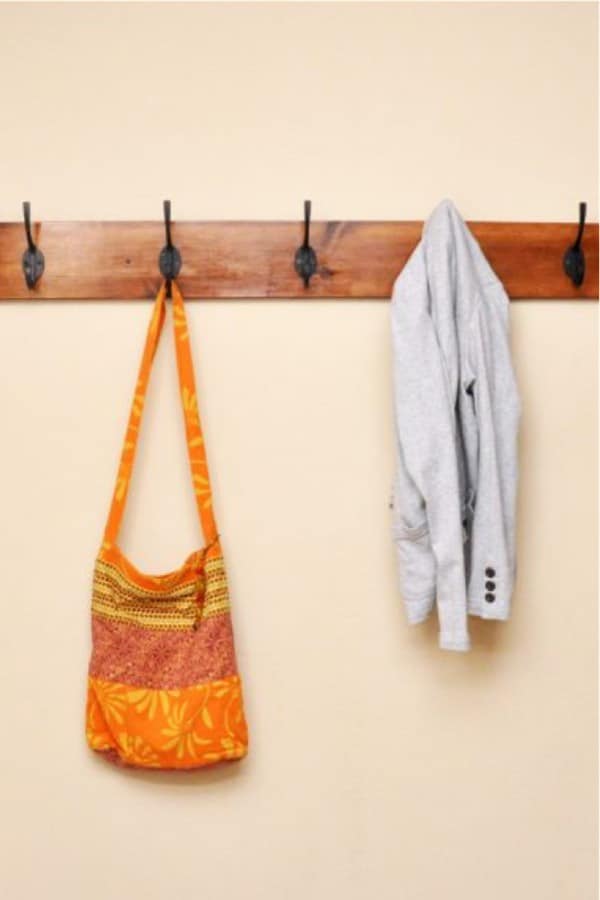 easy to build diy coat hanging rack