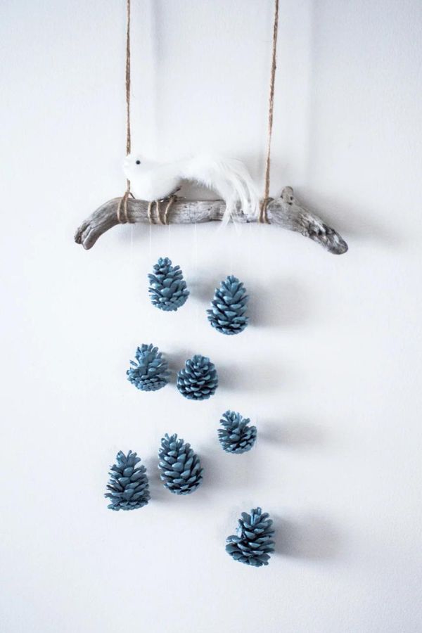 RUSTIC DRIFTWOOD WITH PINECONES