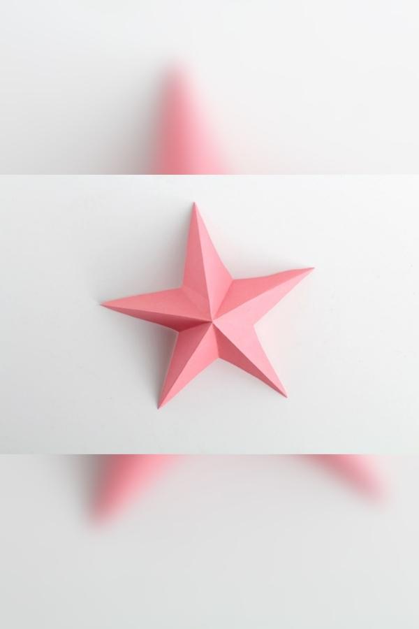 HOW TO MAKE 3D PAPER STARS