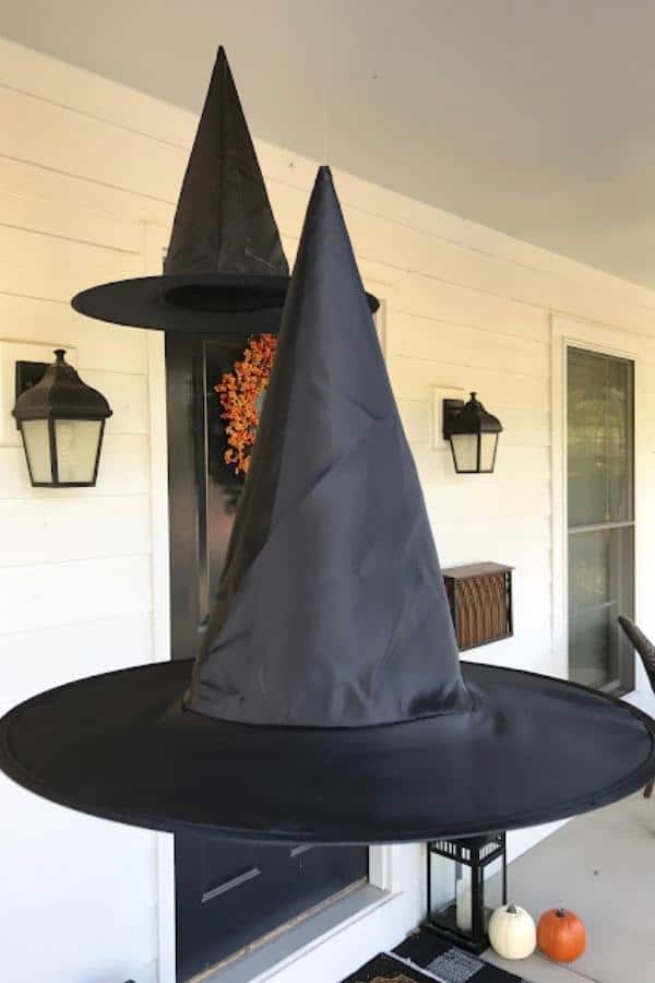 DIY FLOATING WITCH HATS