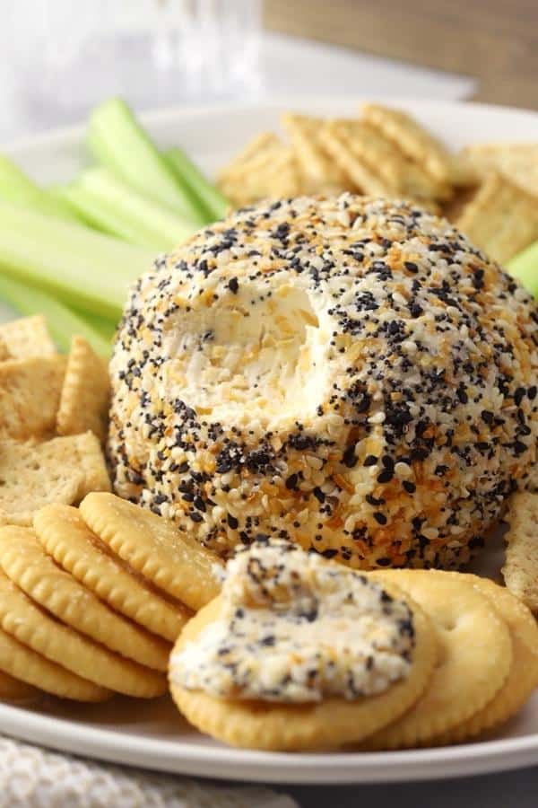 EVERYTHING BAGEL CHEESE BALL