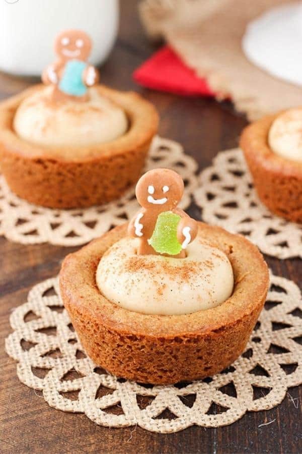 The Gingerbread Cheesecake Cookie Cups are the ideal way to begin Christmas!