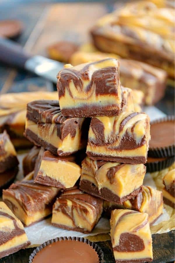 PEANUT BUTTER CUP CHEESECAKE FUDGE