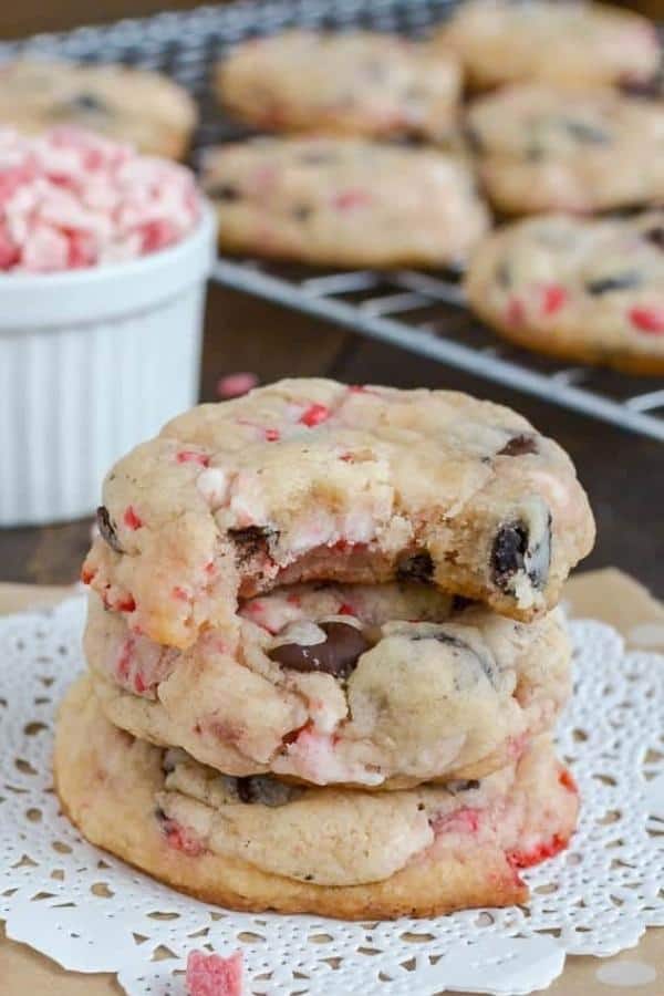You and your family will love these Peppermint Oreo Cookies, which are packed with cookie chunks and peppermint chips!