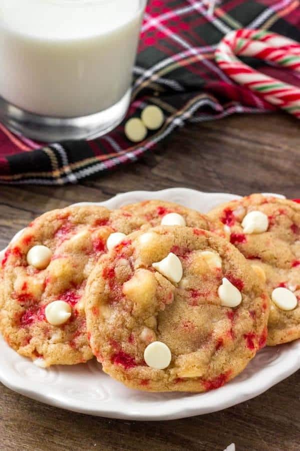 The ideal Christmas chocolate chip cookie recipe is these white chocolate candy cane cookies.