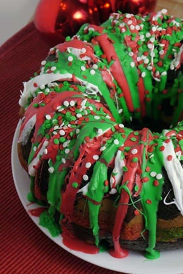 CHRISTMAS BUNDT CAKE