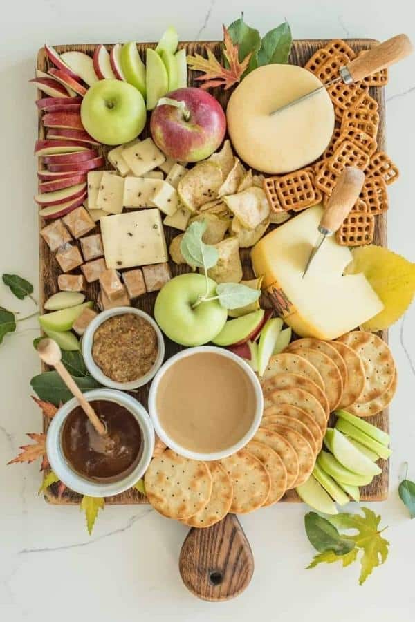 EASY FALL APPLE AND CHEESE BOARD
