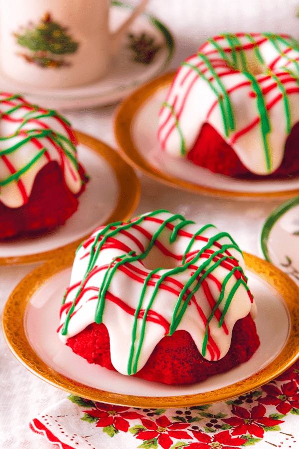 Red Velvet Gingerbread Mini Bundt Cakes