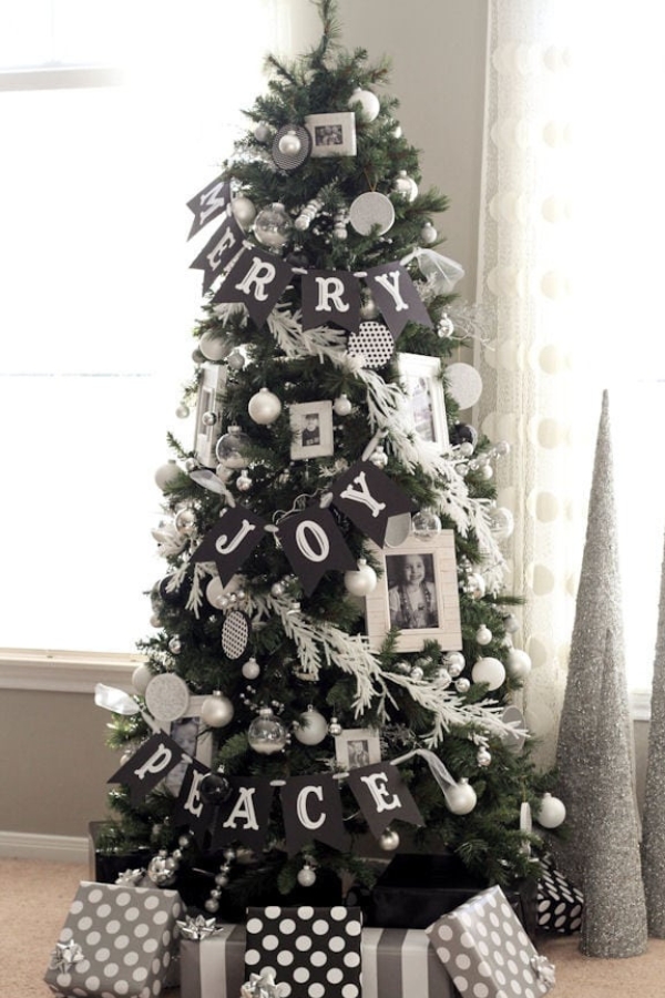 BLACK, WHITE, & SILVER CHRISTMAS TREE