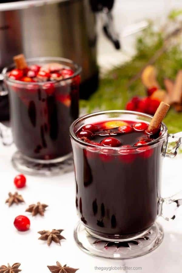 SLOW COOKER MULLED WINE