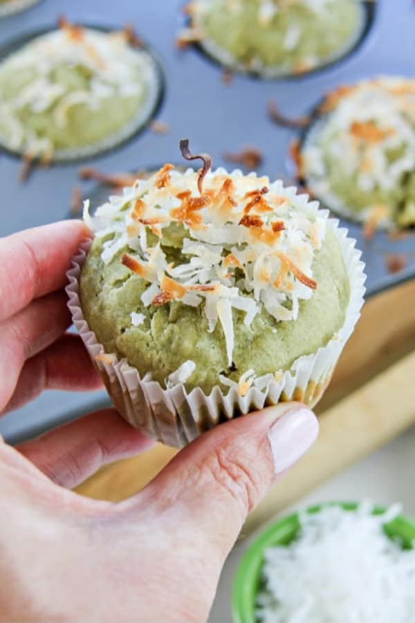 HEALTHY MATCHA MUFFINS WITH BANANA AND COCONUT