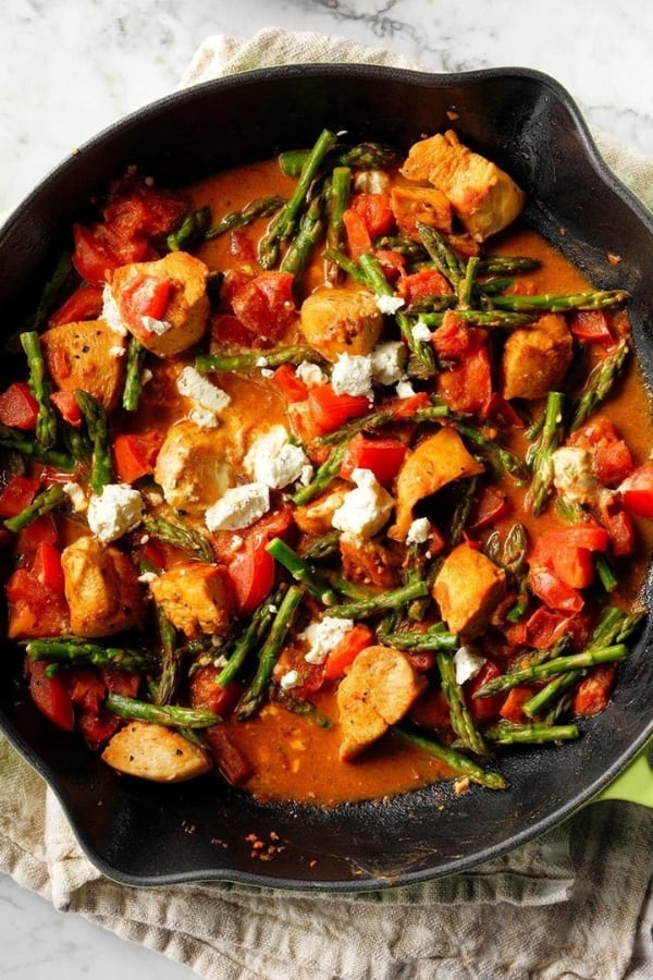 CHICKEN AND GOAT CHEESE SKILLET