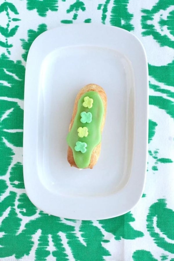 LUCKY CHARM ECLAIRS
