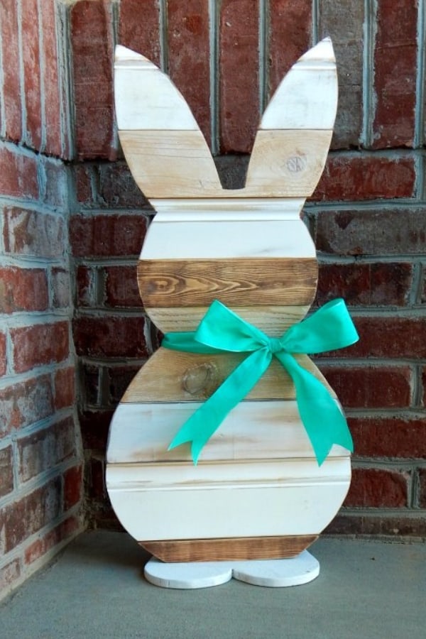 RECLAIMED WOOD EASTER BUNNY