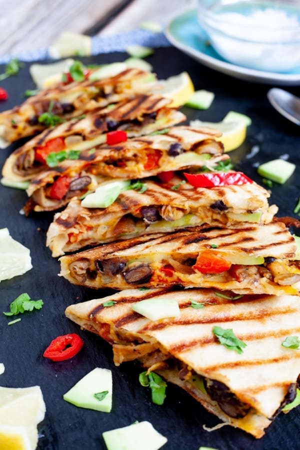 HUMMUS QUESADILLAS WITHOUT CHEESE