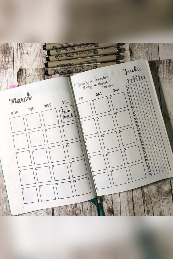 MINIMALIST MONTHLY SPREAD WITH TRACKER