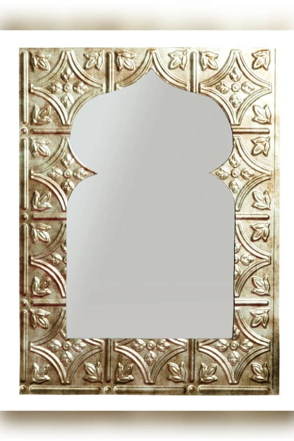MOROCCAN-INSPIRED TILED MIRROR