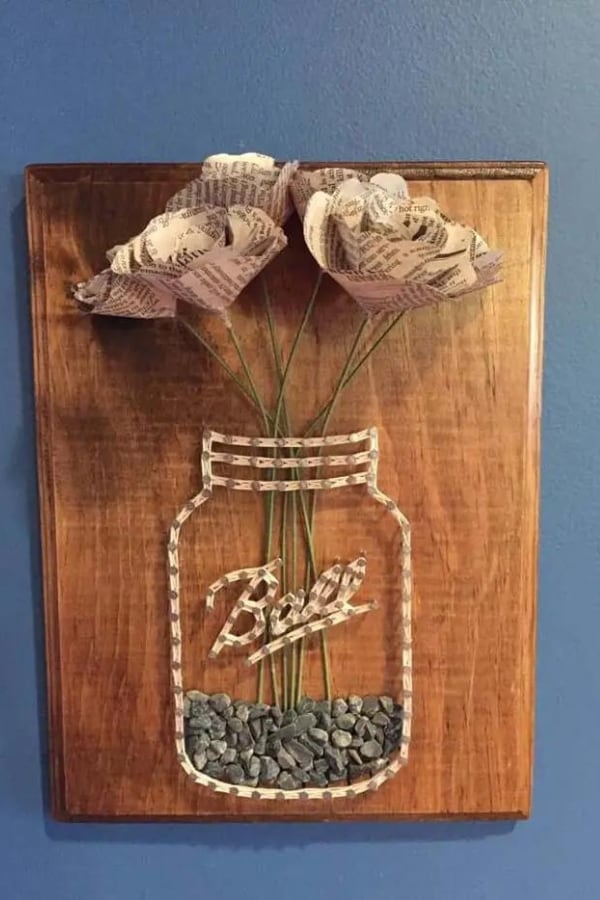 NEWSPAPER FLOWERS WITH NAIL ART HOLDER