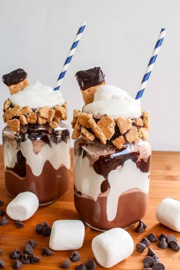 FROZEN S’MORES HOT CHOCOLATE