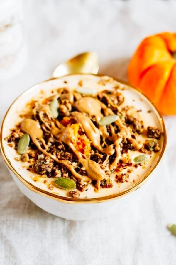 PUMPKIN PIE YOGURT BOWL