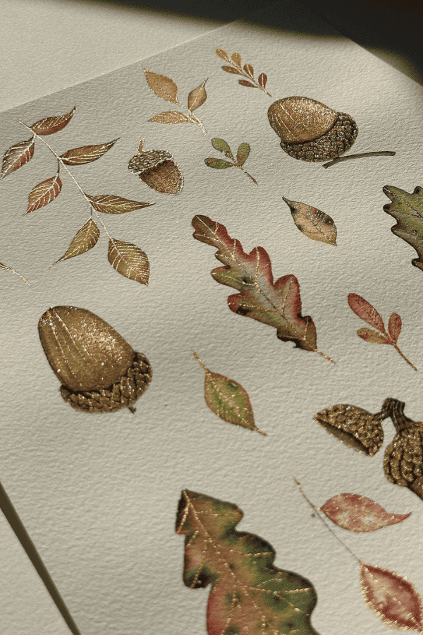 Acorns & Autumn Leaves