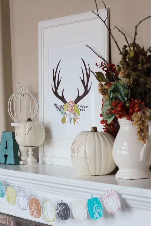 FRESH FALL MANTEL DECOR