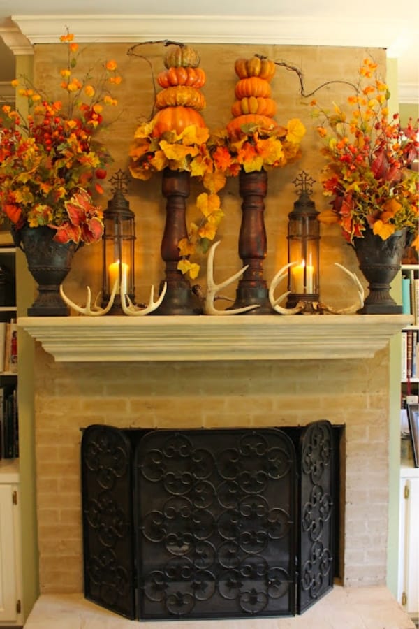 MASCULINE MANTEL