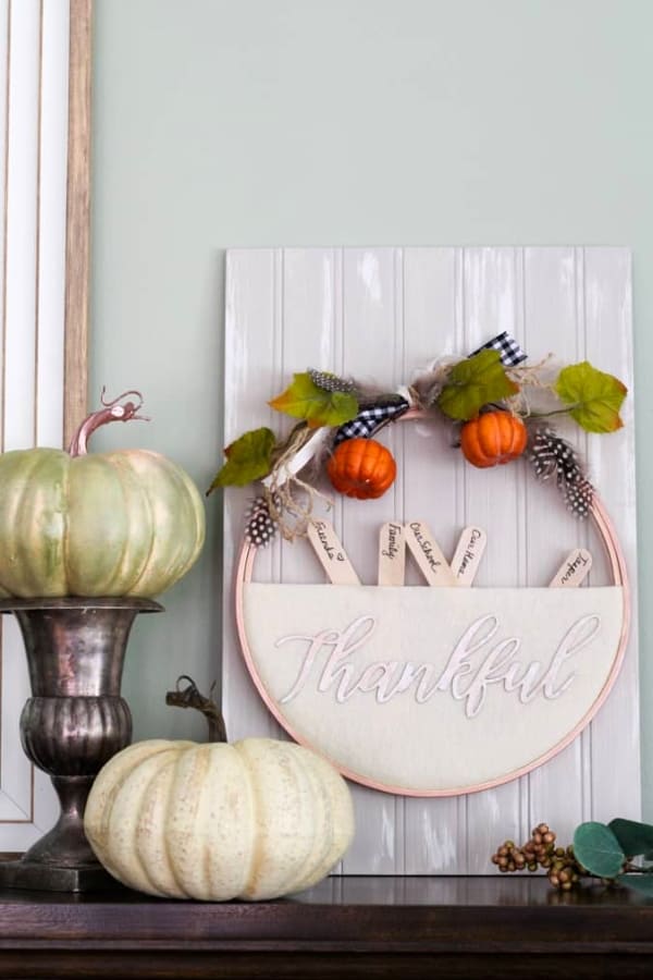 THANKSGIVING EMBROIDERY HOOP WREATH