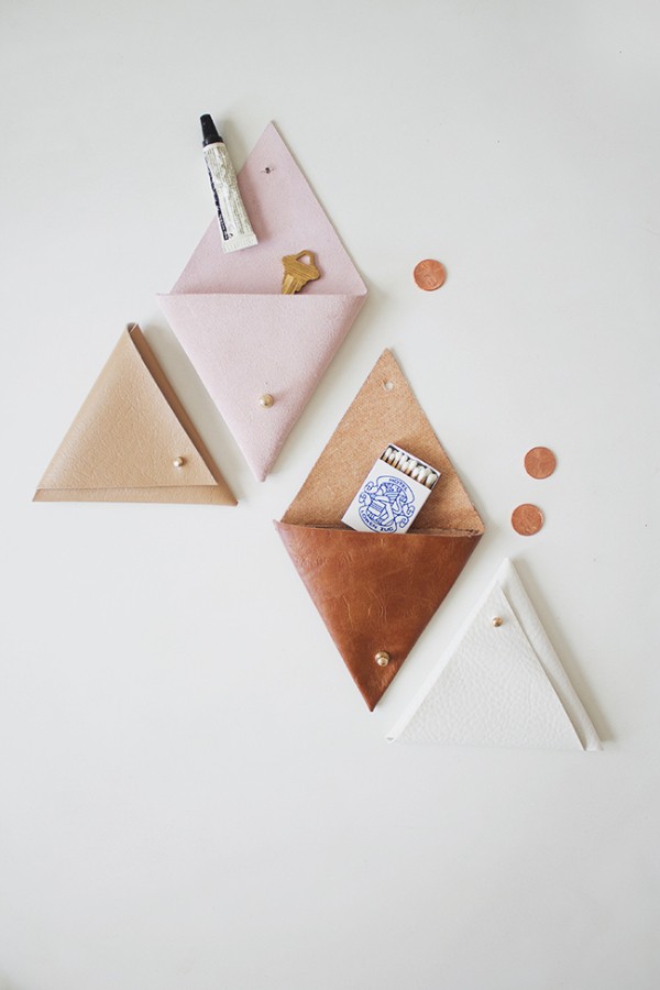 DIY TRIANGLE LEATHER POUCH