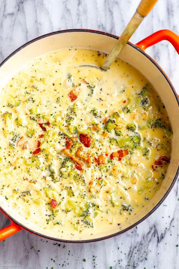 BROCCOLI CAULIFLOWER CHEESE SOUP WITH BACON