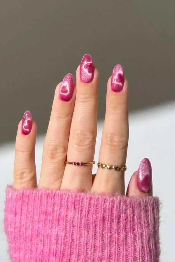 VELVET PINK NAILS WITH HEART OUTLINES