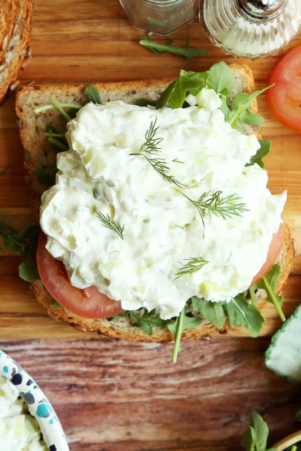 CUCUMBER SANDWICHES WITH DILL CREAM CHEESE