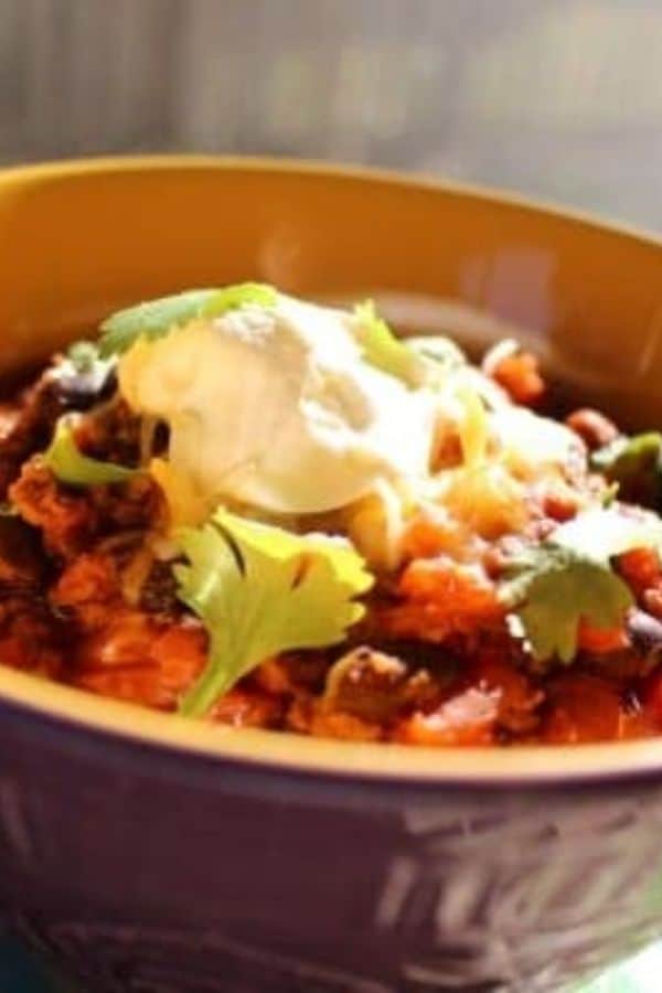 ROASTED RED PEPPER AND BEEF CHILI